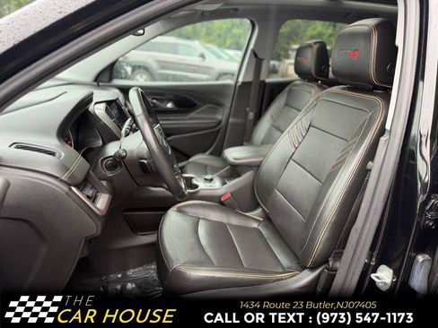 Used 2022 GMC Terrain AT4 w/ Tech Package AWD/4WD image 14