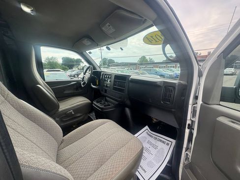 Used 2014 Chevrolet Express 1500 AWD image 23