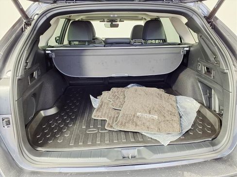 Used 2025 Subaru Outback Onyx Edition XT image 9