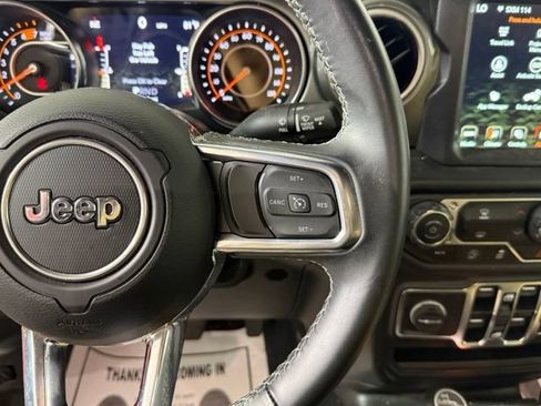Used 2022 Jeep Wrangler Unlimited Sahara w/ LED Lighting Group AWD/4WD image 41