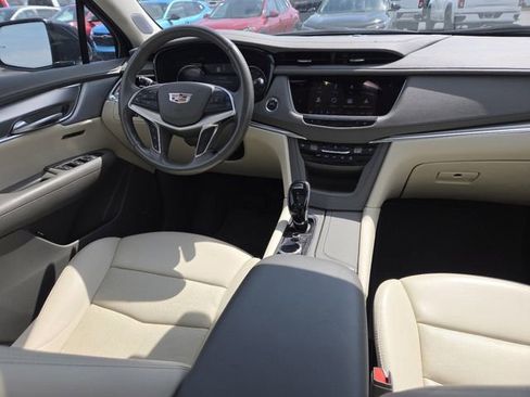 Used 2023 Cadillac XT5 Premium Luxury AWD/4WD image 32