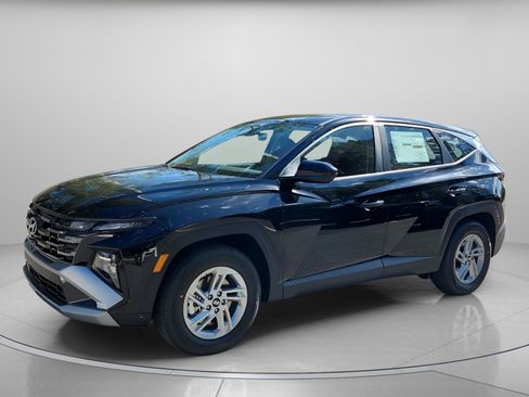 New 2026 Hyundai Tucson SE image 2