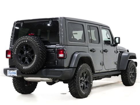 Used 2022 Jeep Wrangler Unlimited Sport AWD/4WD image 7