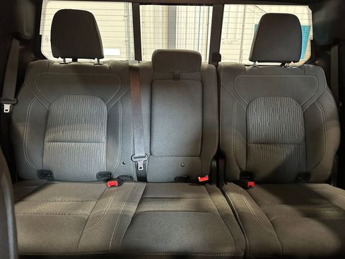 Used 2021 RAM 1500 Big Horn AWD/4WD image 26
