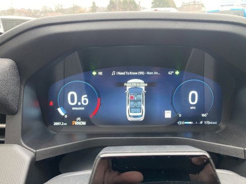 Used 2025 Ford Explorer ST image 10