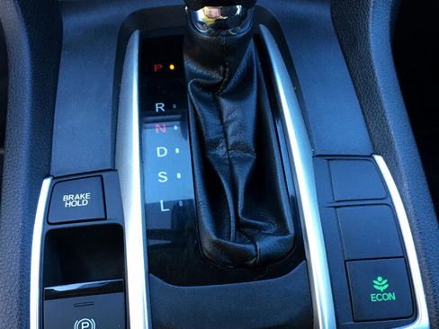 Used 2019 Honda Civic LX image 25