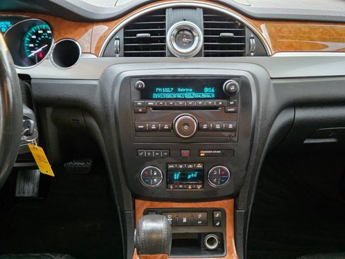 Used 2012 Buick Enclave Leather FWD image 17
