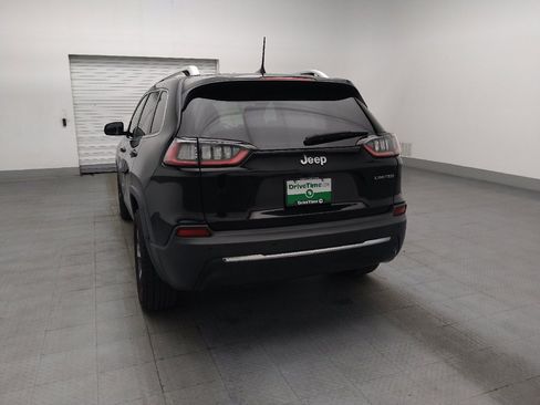 Used 2019 Jeep Cherokee Limited FWD image 6