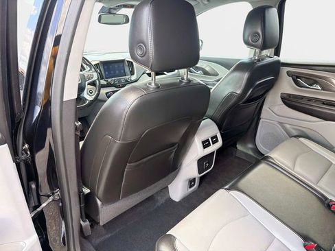 Used 2019 GMC Terrain SLT w/ Preferred Package FWD image 13