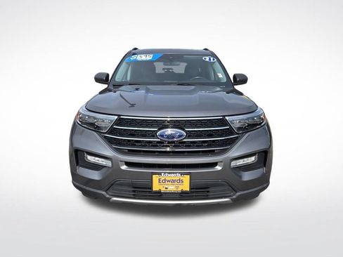 Used 2021 Ford Explorer XLT w/ Equipment Group 202A AWD/4WD image 8