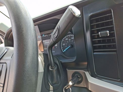 Certified 2024 Ford F350 XLT AWD/4WD image 14