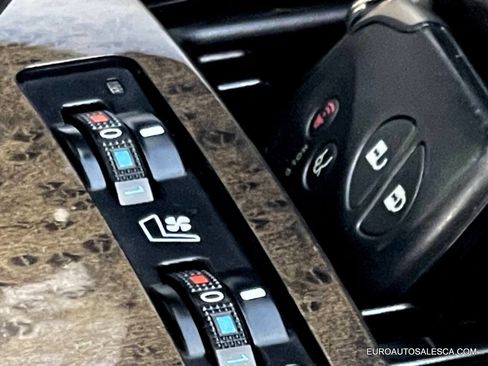 Used 2013 Lexus IS 250 Base 4dr Sedan w/ Premium Pkg Value Edition image 22