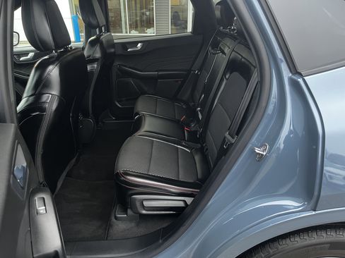 Used 2024 Ford Escape ST-Line Select w/ Tech Pack #1 image 10