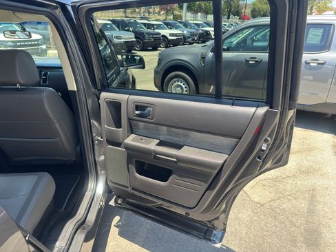 Used 2019 Ford Flex SEL w/ Equipment Group 202A FWD image 19