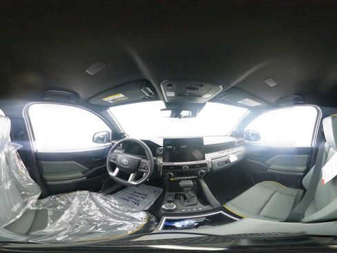 New 2026 Toyota 4Runner Trailhunter image 33