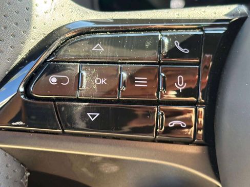 New 2025 Maserati Grecale GT image 48