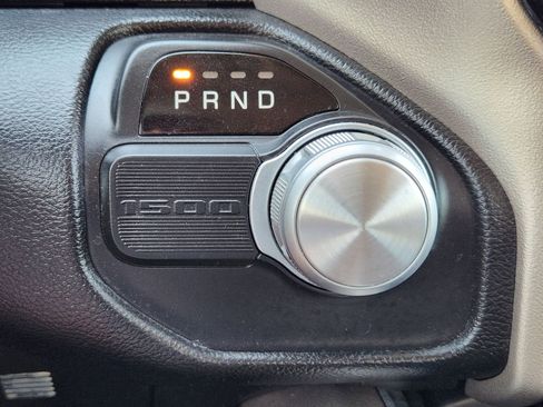 Used 2019 RAM 1500 Laramie image 31