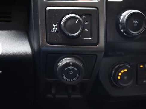 Used 2019 Ford F150 XLT w/ Equipment Group 302A Luxury image 19