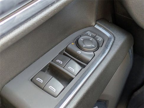 Used 2024 GMC Sierra 1500 Elevation image 27