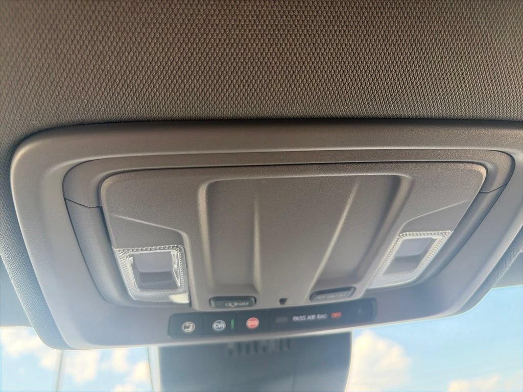 New 2026 GMC Sierra 1500 Elevation AWD/4WD image 25