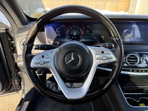 Used 2020 Mercedes-Benz S 450 4MATIC Sedan w/ Premium Package image 36