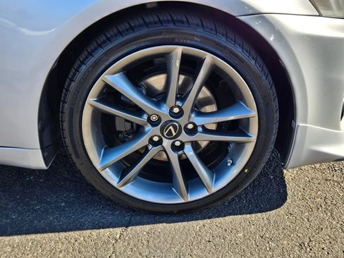 Used 2012 Lexus IS 250 w/ F-Sport Pkg w/Summer Tires RWD image 9