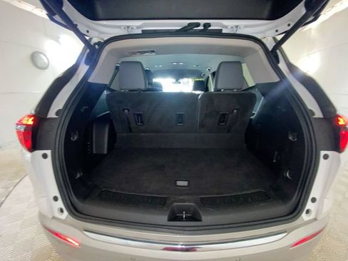 Used 2020 Buick Enclave Essence FWD image 13