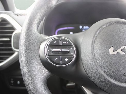 Used 2024 Kia Soul LX w/ Option Group 015 image 17