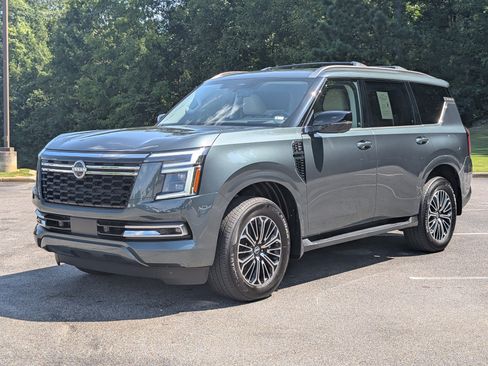 Used 2026 Nissan Armada Platinum RWD image 5