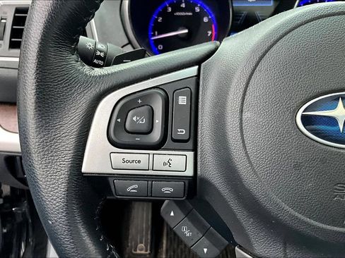 Used 2016 Subaru Outback 3.6R Limited AWD/4WD image 10