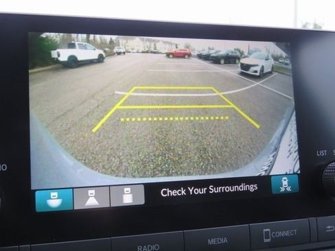 Used 2024 Honda CR-V EX image 17