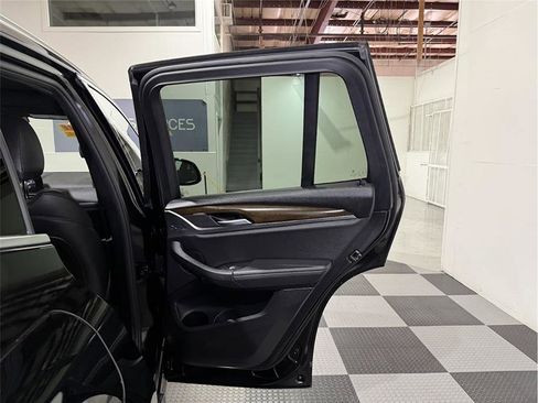 Used 2021 BMW X3 xDrive30i w/ Convenience Package image 28