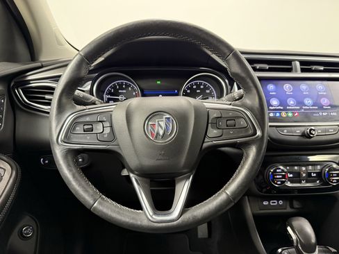 Used 2022 Buick Encore GX Essence image 18
