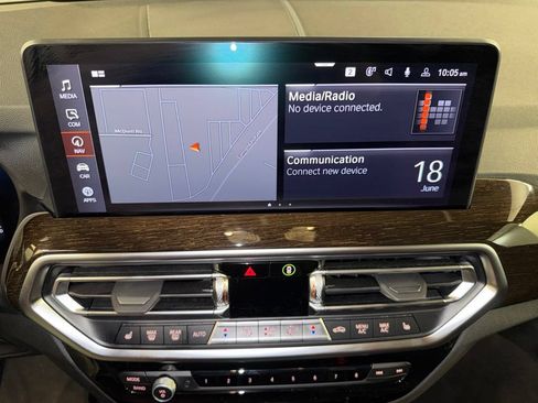 Used 2023 BMW X3 xDrive30i w/ Premium Package AWD/4WD image 9