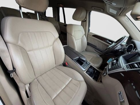 Used 2014 Mercedes-Benz GL 450 4MATIC image 13