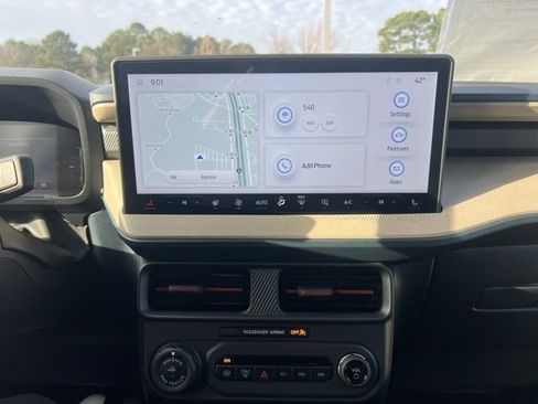 Certified 2025 Ford Maverick Lariat image 8