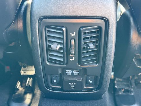 Used 2024 Dodge Durango R/T AWD/4WD image 21