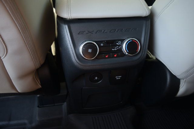 Used 2025 Ford Explorer Platinum w/ Ultimate Package AWD/4WD image 19