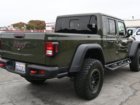 Used 2022 Jeep Gladiator Rubicon AWD/4WD image 5