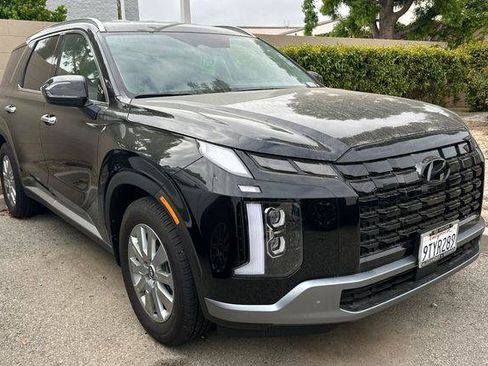 Certified 2025 Hyundai Palisade SEL AWD/4WD image 2