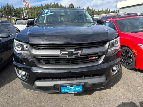 Used 2016 Chevrolet Colorado Z71 AWD/4WD image 2