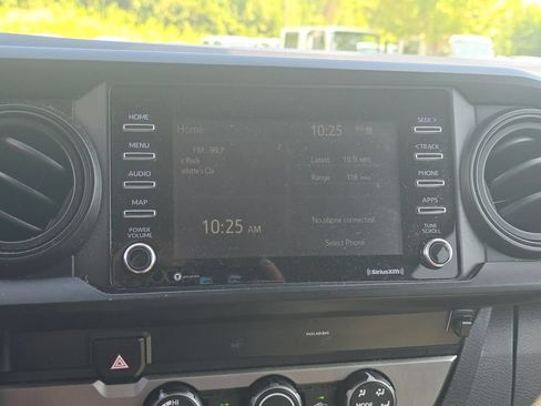 Used 2020 Toyota Tacoma SR w/ SR Convenience Package RWD image 29