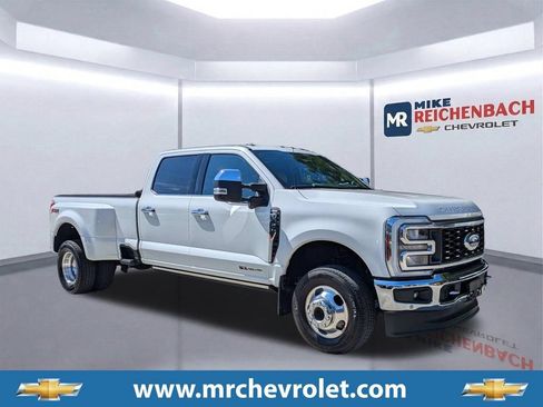 Used 2024 Ford F350 Lariat w/ Lariat Ultimate Package AWD/4WD image 1