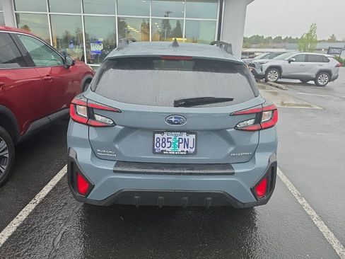 Certified 2024 Subaru Crosstrek 2.0i Premium image 3