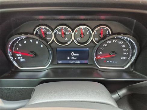 Used 2021 Chevrolet Silverado 1500 LT Trail Boss w/ Convenience Package II AWD/4WD image 10