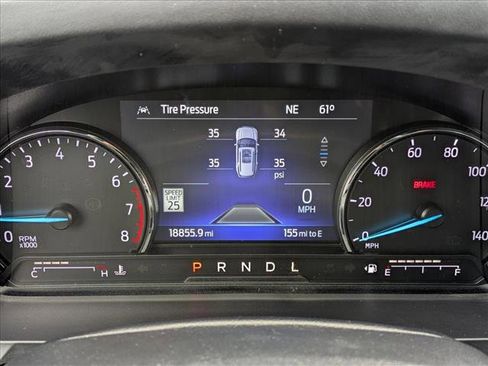 Used 2022 Ford Explorer XLT w/ Equipment Group 202A image 11