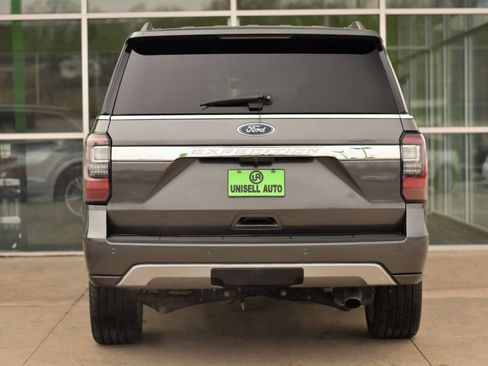 Used 2018 Ford Expedition Limited w/ Equipment Group 302A AWD/4WD image 6