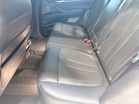 Used 2017 BMW X5 M image 29