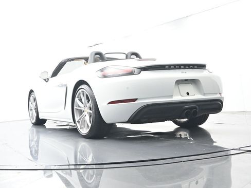 Certified 2017 Porsche 718 Boxster RWD image 55