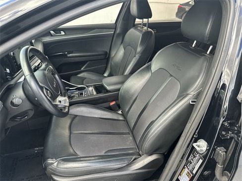 Used 2023 Kia K5 GT-Line image 13